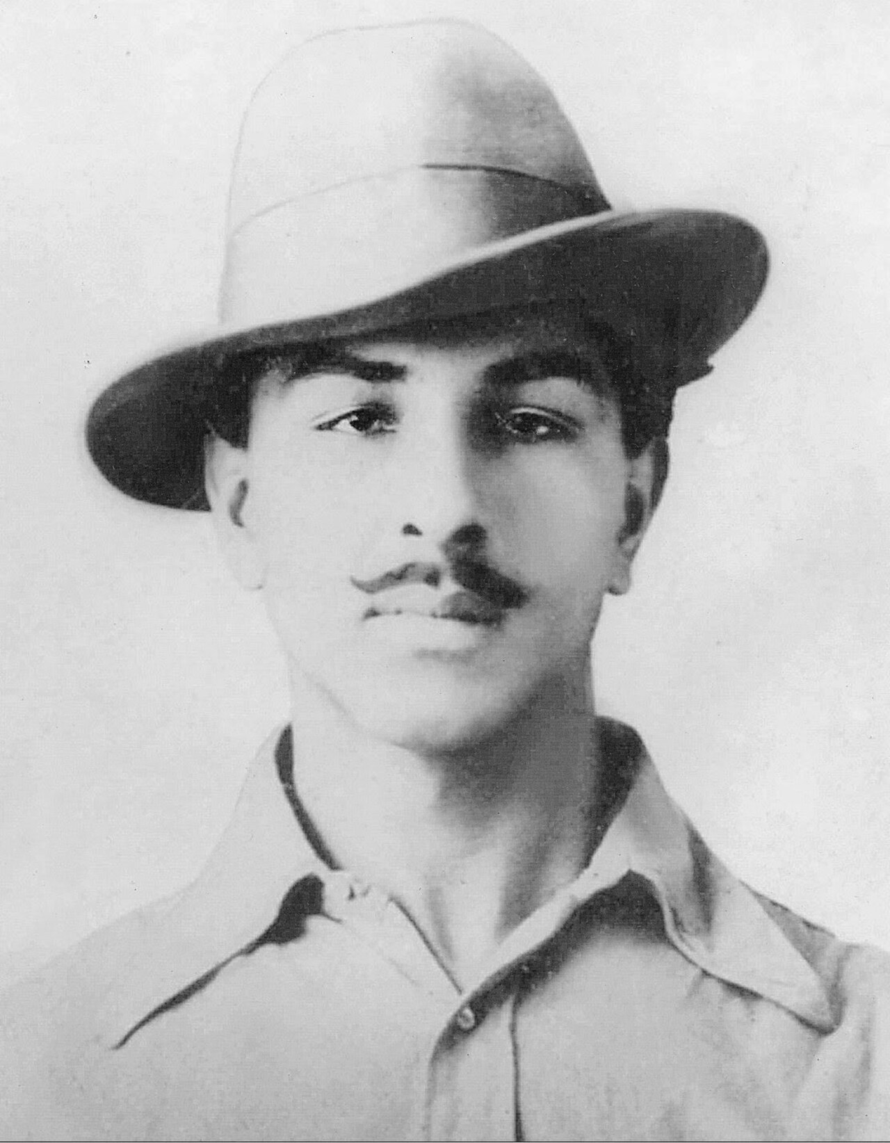 ਲੁਧਿਆਣਾ ਵੋਟਰ ਸੂਚੀ 'ਤੇ ਭਗਤ ਸਿੰਘ ਤਸਵੀਰ ਦਾ ਮੁੱਦਾ: ਕਾਂਗਰਸ ਦੇ ਦਾਅਵੇ ਅਤੇ ਚੋਣ ਕਮਿਸ਼ਨ ਦੀ ਪ੍ਰਤੀਕਿਰਿਆ