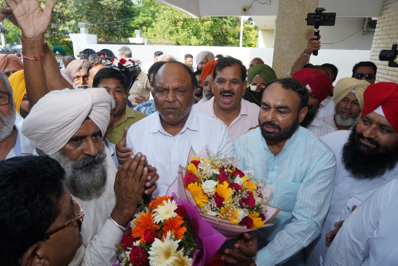 ਬਠਿੰਡੇ ਪਾਲਿਟਿਕਸ ਦਾ ਨਵਾਂ ਮੋੜ: ਪਾਰਗਤ ਸਿੰਘ ਵੱਲੋਂ ਭਗਵੰਤ ਮਾਨ ਨੂੰ ਟਾਰਗੇਟ, ਕਾਂਗਰਸ ਨੇ ਪੰਜਾਬ ਚੋਣਾਂ ਲਈ ਤਿਆਰੀ ਦਾ ਐਲਾਨ ਕੀਤਾ