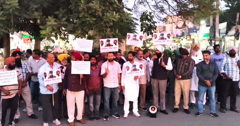 ਮਾਨਸਾ ਵਿਖੇ ਸਮਾਜ ਸੇਵੀਆਂ ਦਾ ਪ੍ਰਦਰਸ਼ਨ: ਮੁੱਦੇ ਦੀ ਡੂੰਘੀ ਜਾਂਚ ਅਤੇ ਪੰਜਾਬੀ ਲੋਕਾਂ 'ਤੇ ਅਸਰ